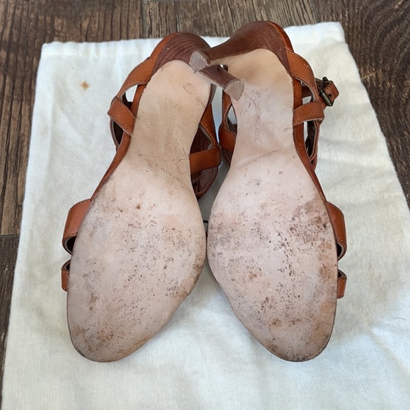 Manolo Blahnik heels - Picture 4 of 5